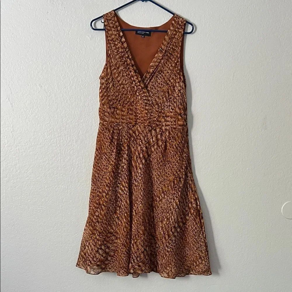 Like New! Jones New York 1990s Brown Reptile Print Silk Dress in 14 (L)
